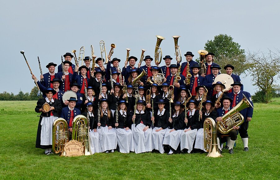 Gruppenbild Dorfmusikanten im Jahr 2021